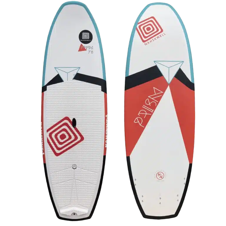 Planche de surf blanche et rouge avec un logo noir et rouge